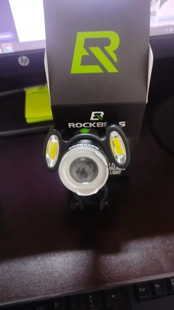 Luz frontal modelo faro rockbros