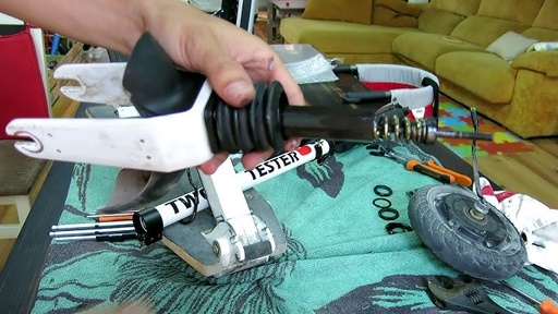 [TAL-INS-SCO-HOR] Cambio de horquilla de scooter