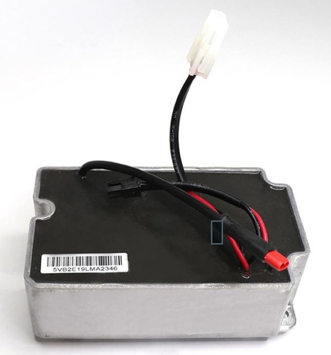 [Max-12] Cargador incorporado original G30